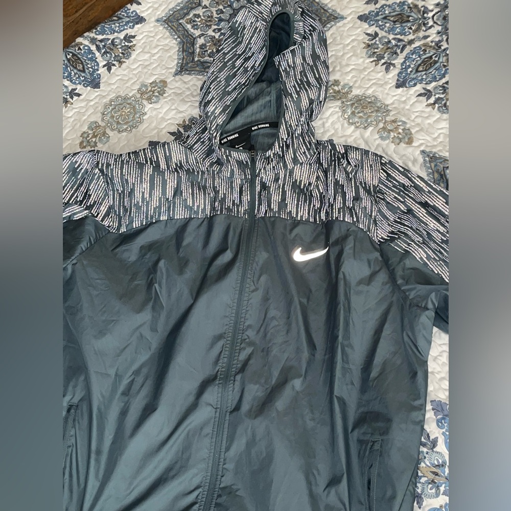 Men’s Nike running jacket windbreaker
